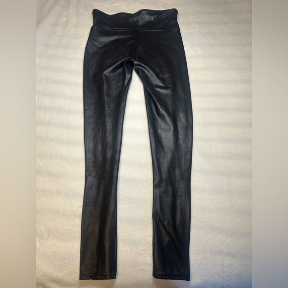 SPANX Faux Leather Black Leggings with White Stripe Women’s Medium - Picture 6 of 7